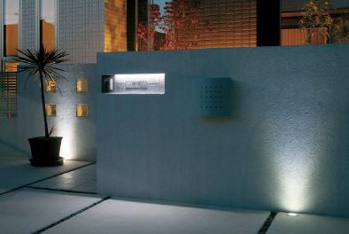 埋め込み型ledライト ガーデンスタジオシャレス庭屋 福井の外構工事 エクステリアのことなら庭屋シャレスへ